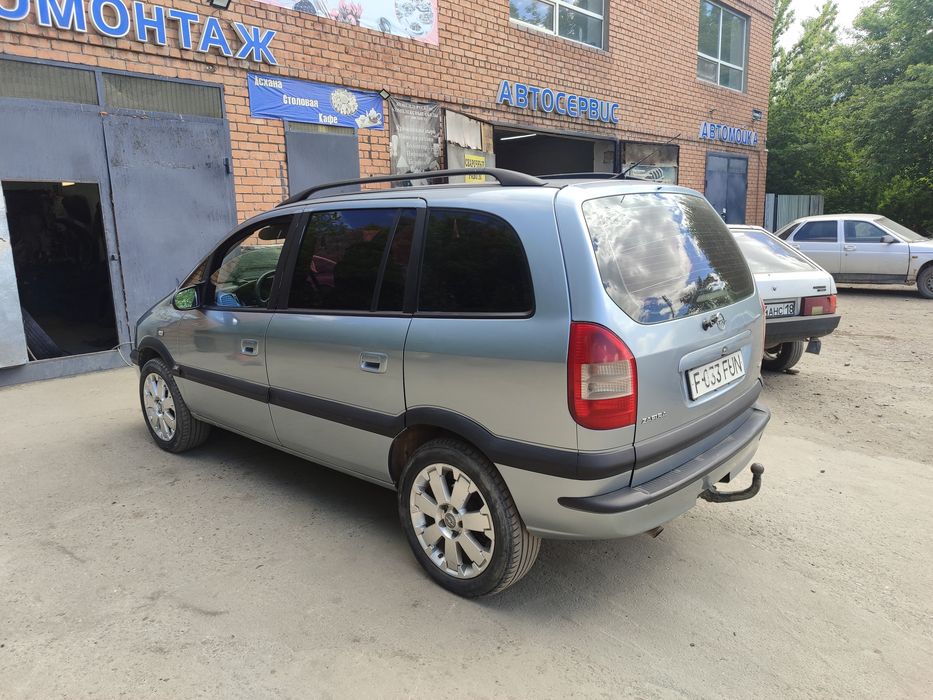 Продам Opel Zafira
