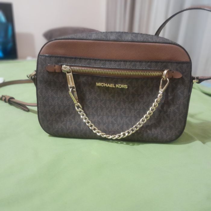Сумка-кроссбоди Michael Kors