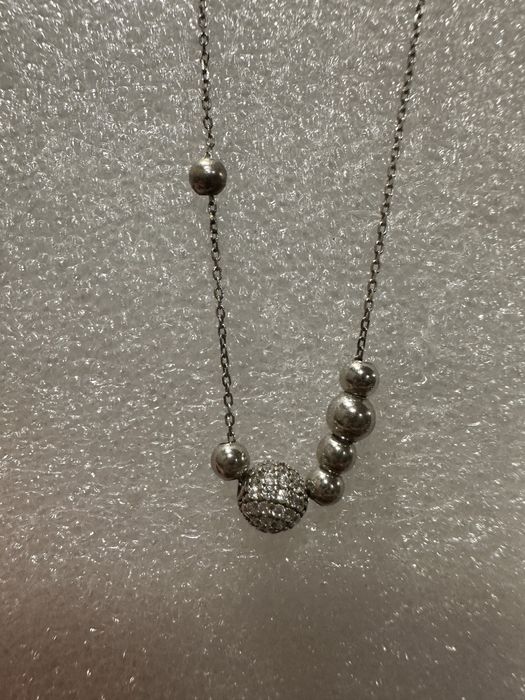 Страхотно нежно сребърно дамско колие с топчета тип Pandora