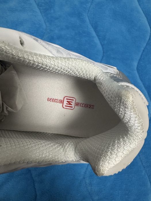 Nike shox albi noi