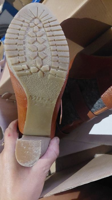 Vand botine piele naturala
