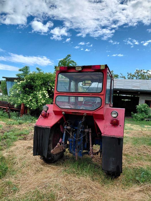 Tractor U650 1992 functional + Remorcă + Plug + Disc + Grapă | Acte | Stare foarte bună