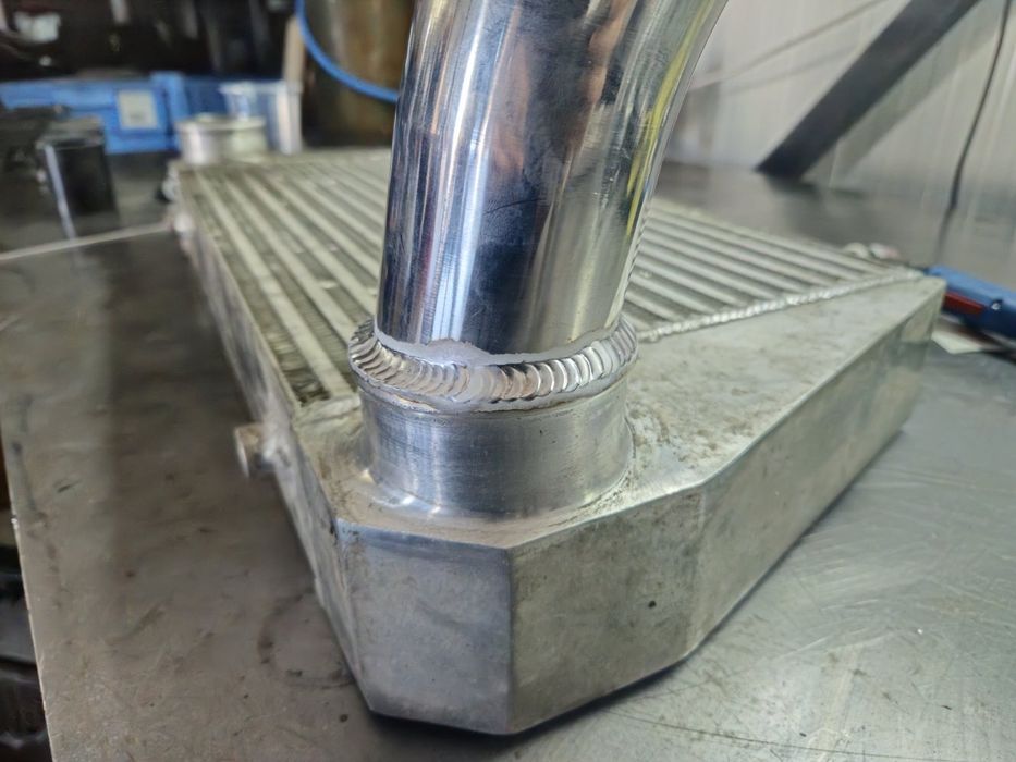 Цветна заварка на неръждавейка и алуминий