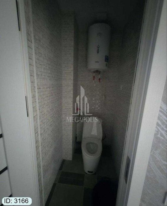 7 mikrda 1 xona tayyor kvartira sotiladi №3166