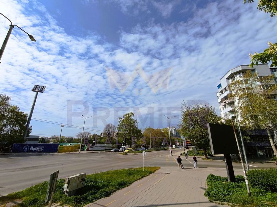 Продава се Офис в Варна, Чайка - 32 кв.м за 2094 €/кв.м - Снимка #1