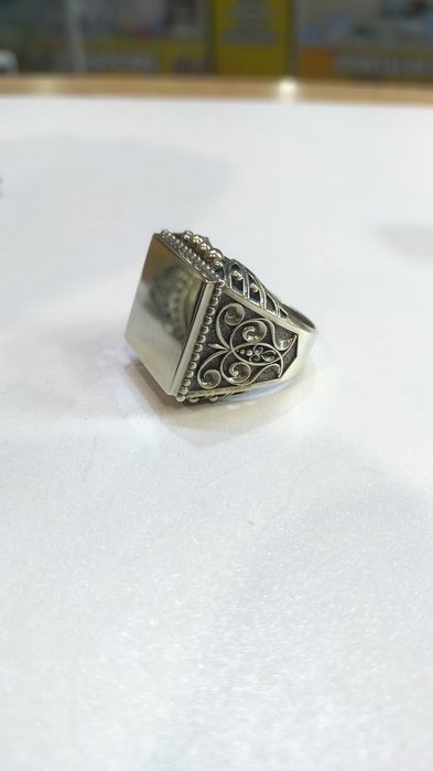 Перстень мужской