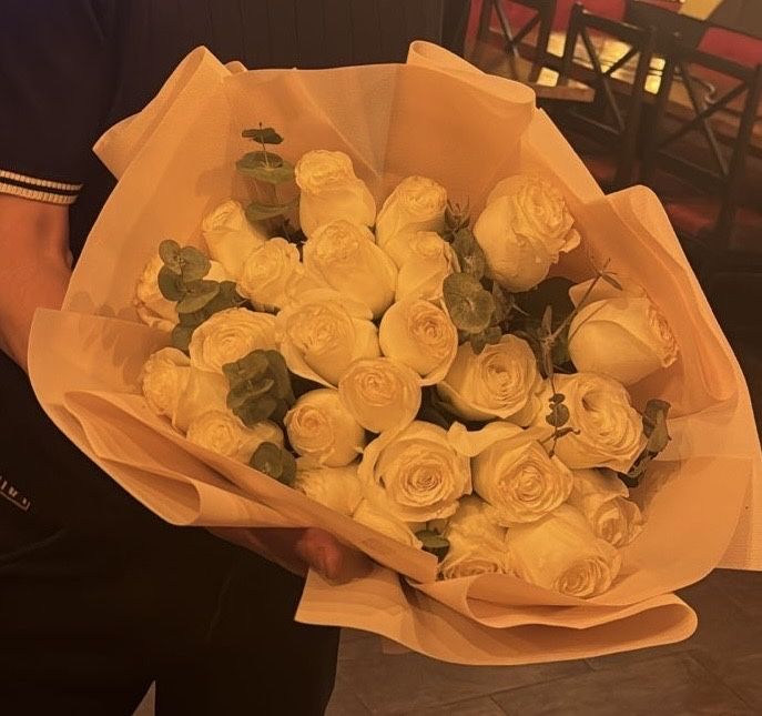 Букет из 25 свежих роз