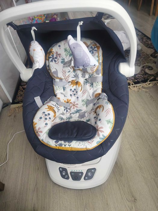 Електрическа люлка Graco Move with me