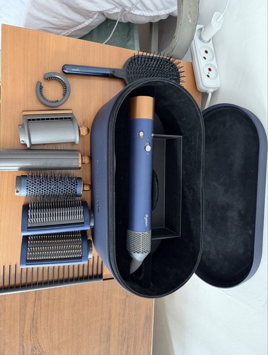 Продам Дайсон покупал девушке расстались