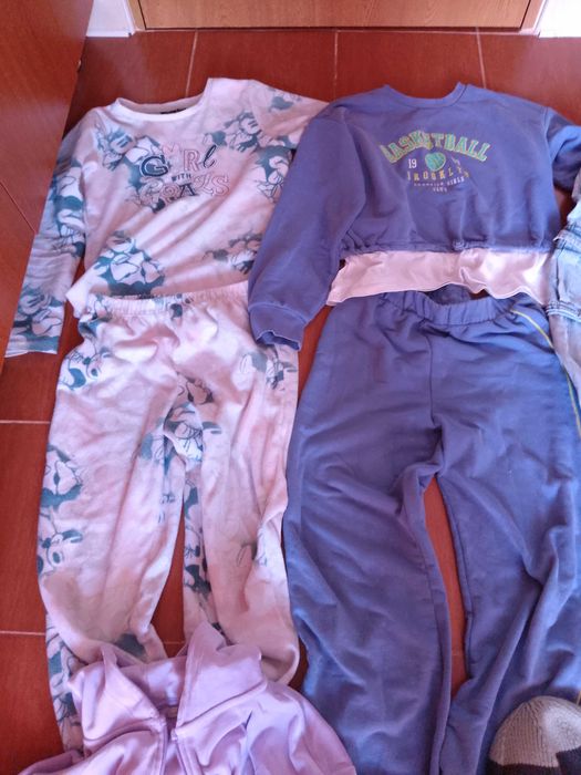 Lot haine fetiță măsură 146-152 cm