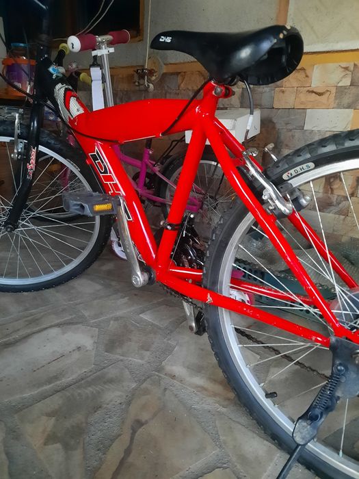 Vand bicicleta si scaun autopt copii și bicicleta