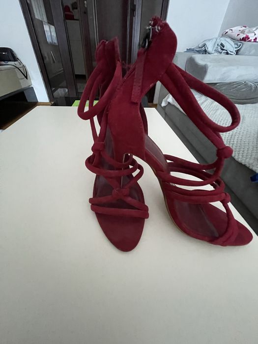 Sandale elegante catifea