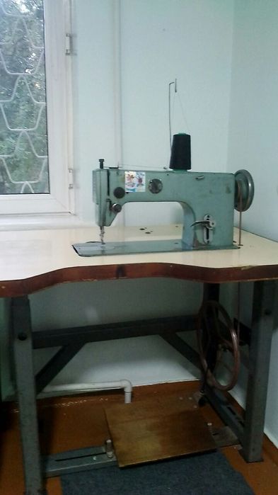 Швейная машина рабочая