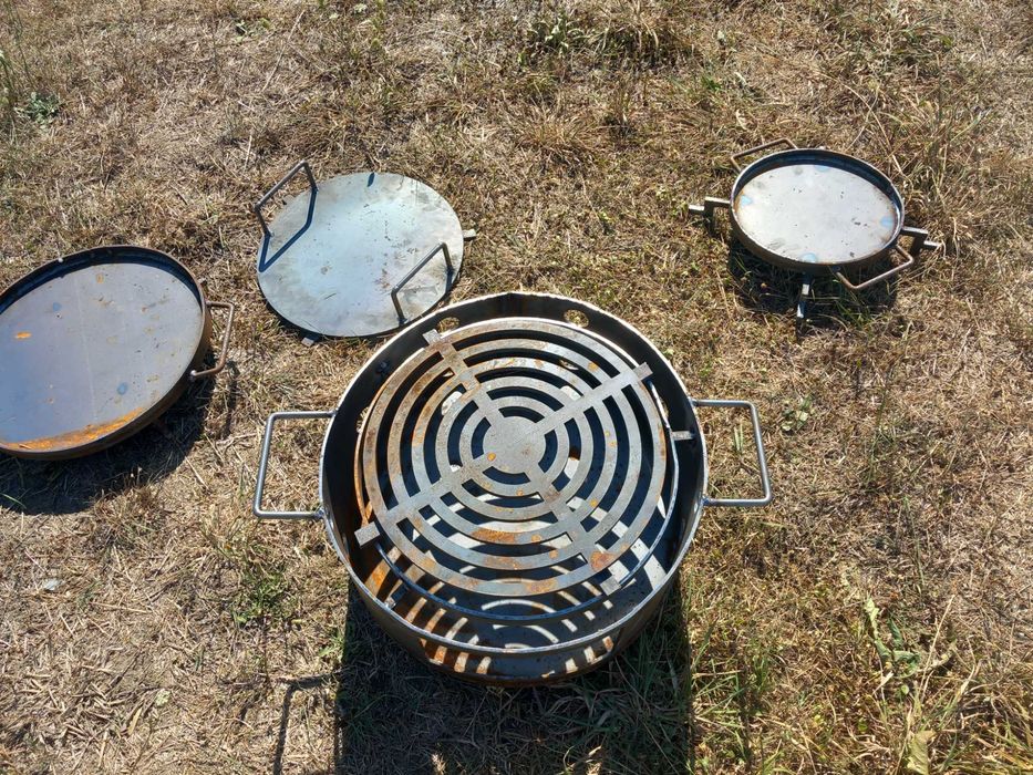Gratar/vatră de foc multifuncțională