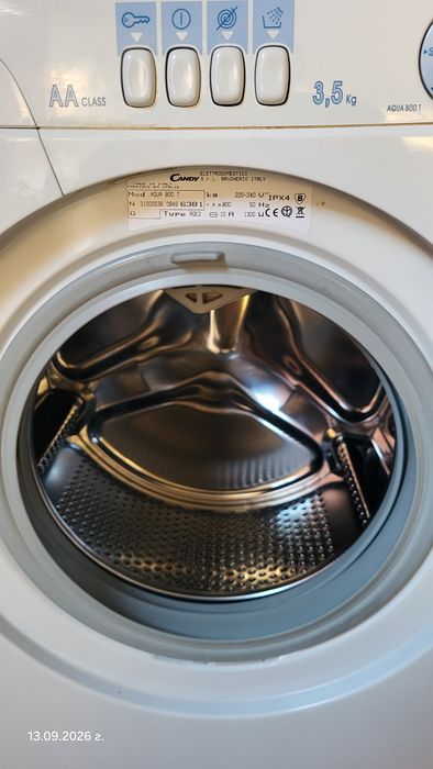 Малка пералня Candy Aqua 800T с височина 70см