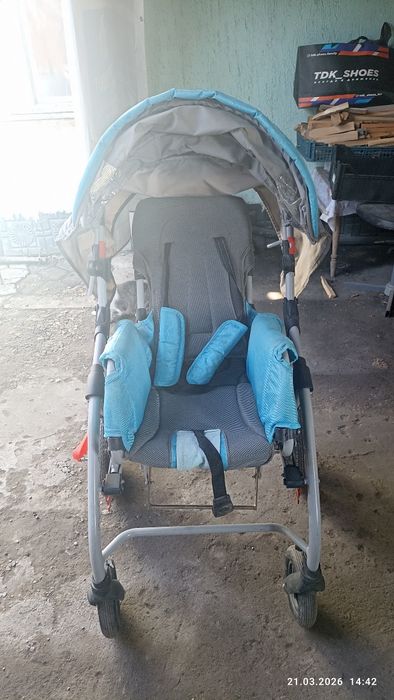 Продам коляску для детей ДЦП