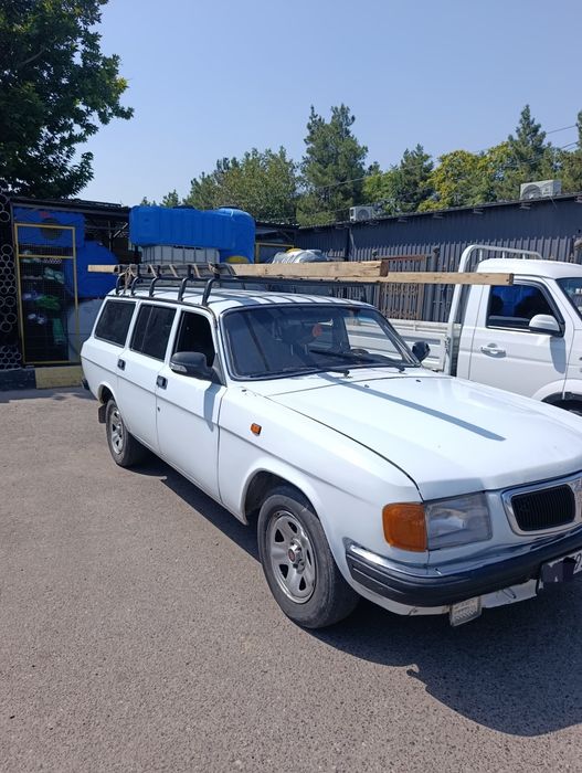 Gaz 311004 Volga