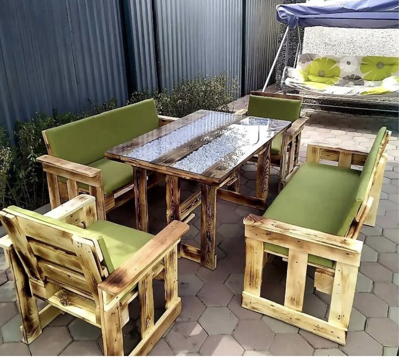 Мебель из поддонов и паллет. Кафе,летних площадок,бань,саун,дваров ...
