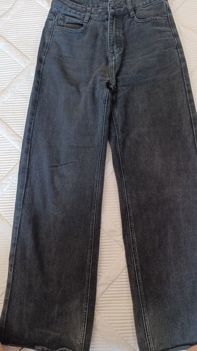 Джинсы фирменные