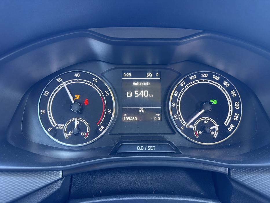 Skoda Kamiq 1.0 TSi DSG 01.2022 avariat se deplaseaza si ruleaza orice distanta TVA inclus