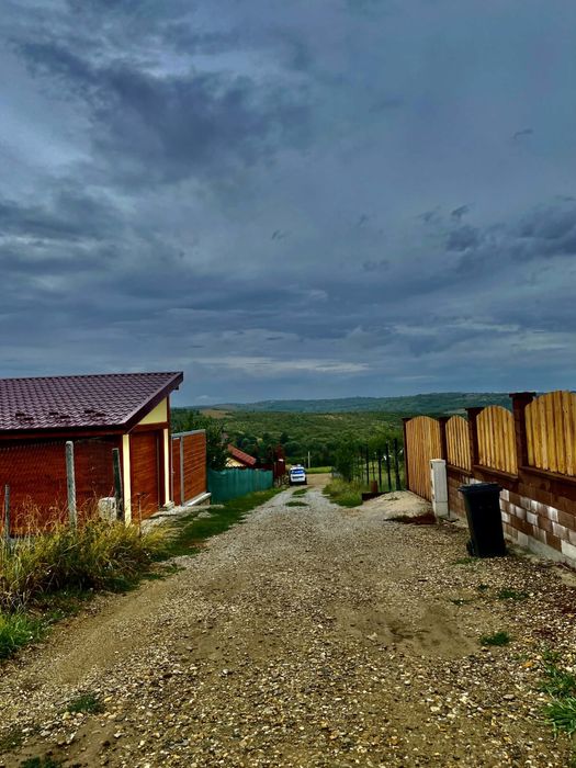 Teren 500 mp – Paleu | AVIZ construcție, utilități lângă teren