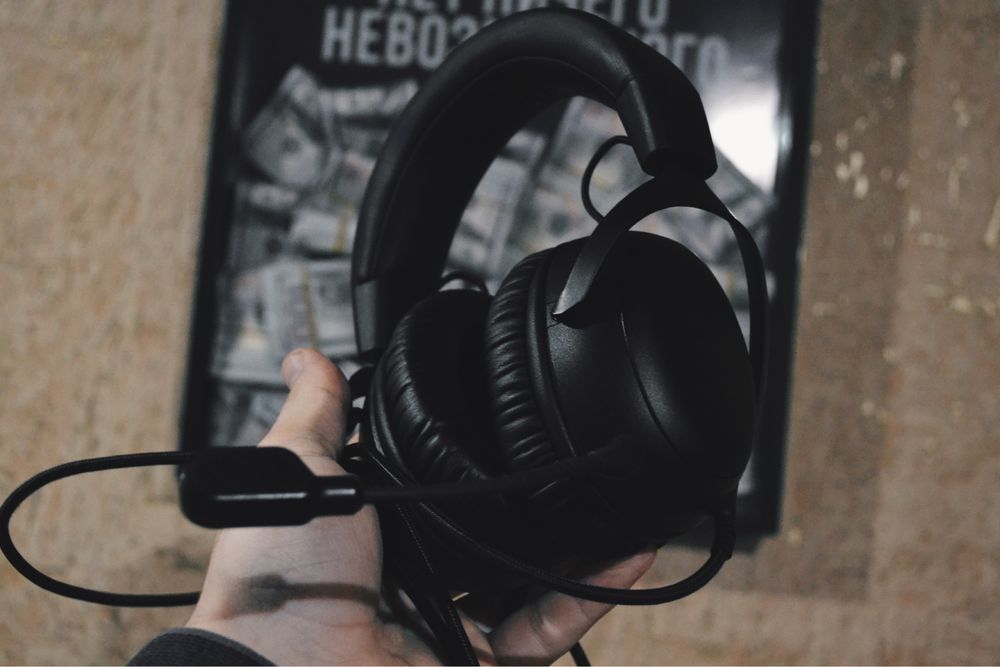 Игровые наушники HyperX Cloud III