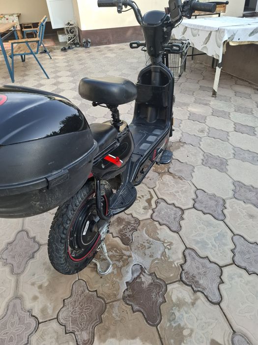 Skuter sotiladiii