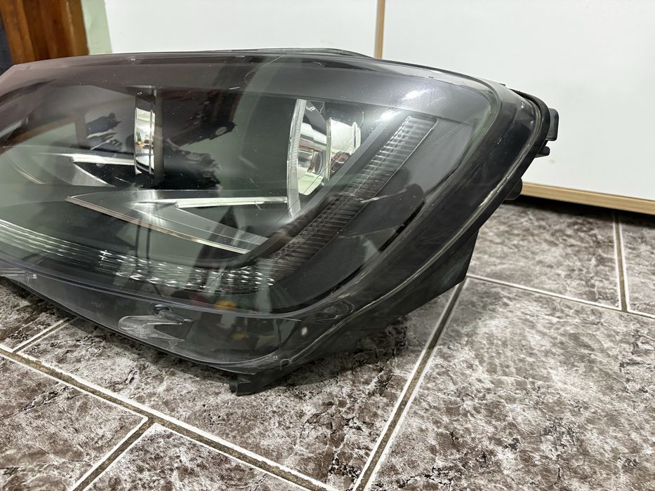 Ляв фар за Seat Alhambra / VW Sharan 2010 -