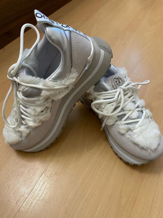 Маратонки LIU. JO