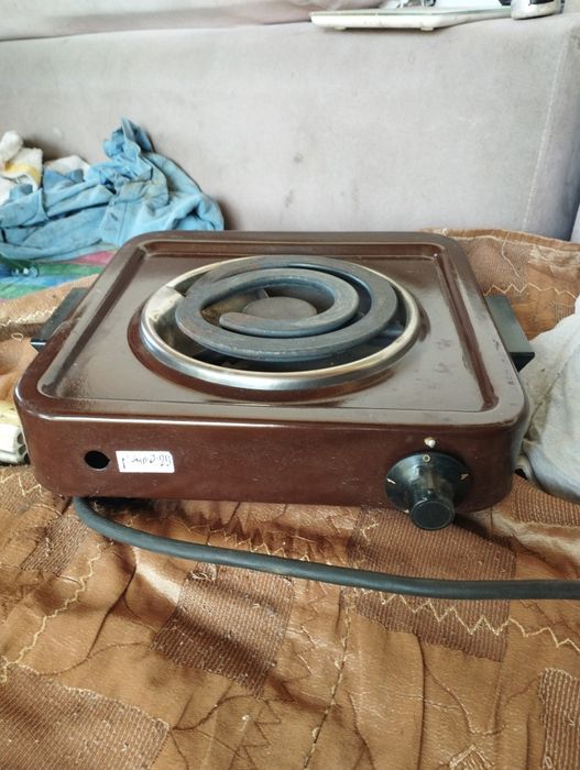 Продам электро плитку