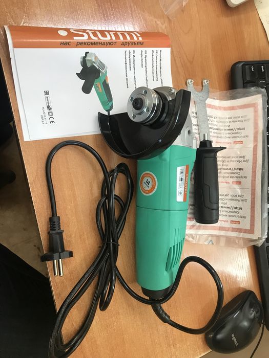 Болгарка УШМ STURM AG9011