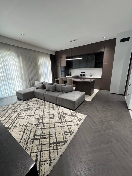 Сдается в аренду 2 комнатная квартира с Миробад Авеню