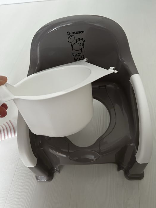 Продам горшок серого цвета