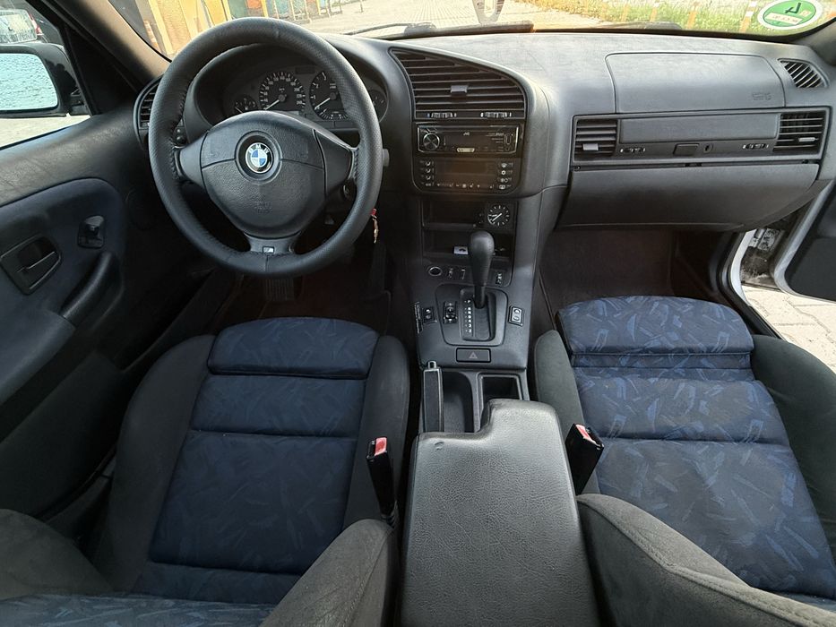 BMW E36  Touring