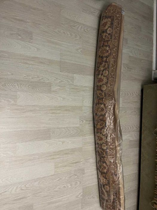Продам ковер б/у из шерсти