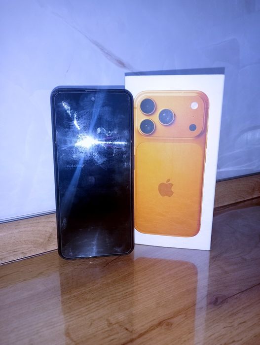 Продам iPhone 17 pro max