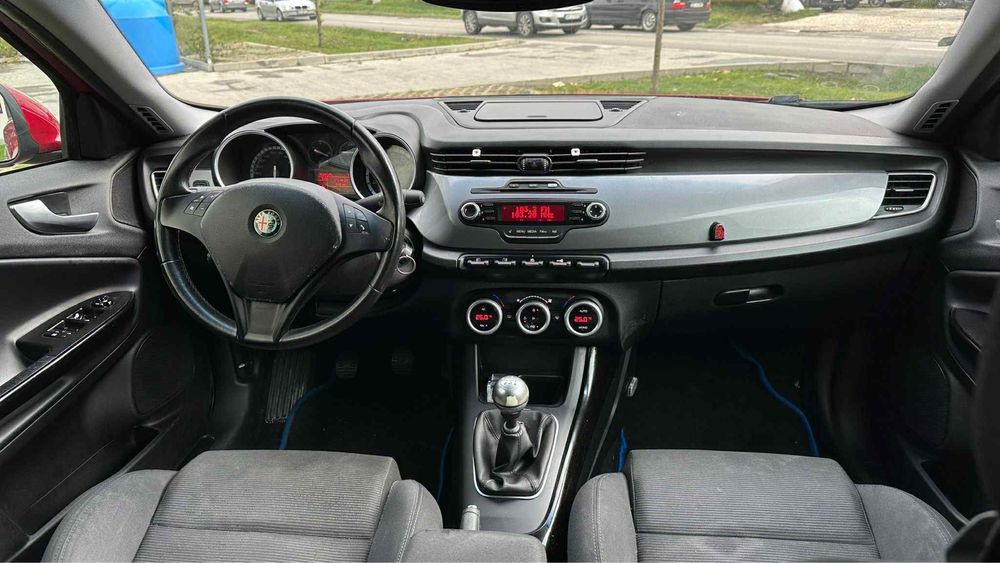 Alfa Romeo Giulietta 2013 E5 Facelift 1.4 Turbo Manual 6+1 Full Led
