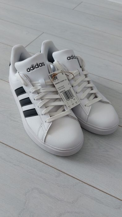 Кроссовки Adidas оригинал