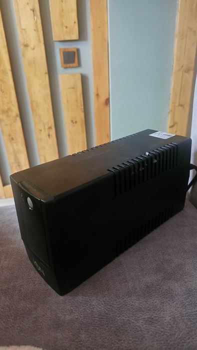 Продам ибп ion a-600t