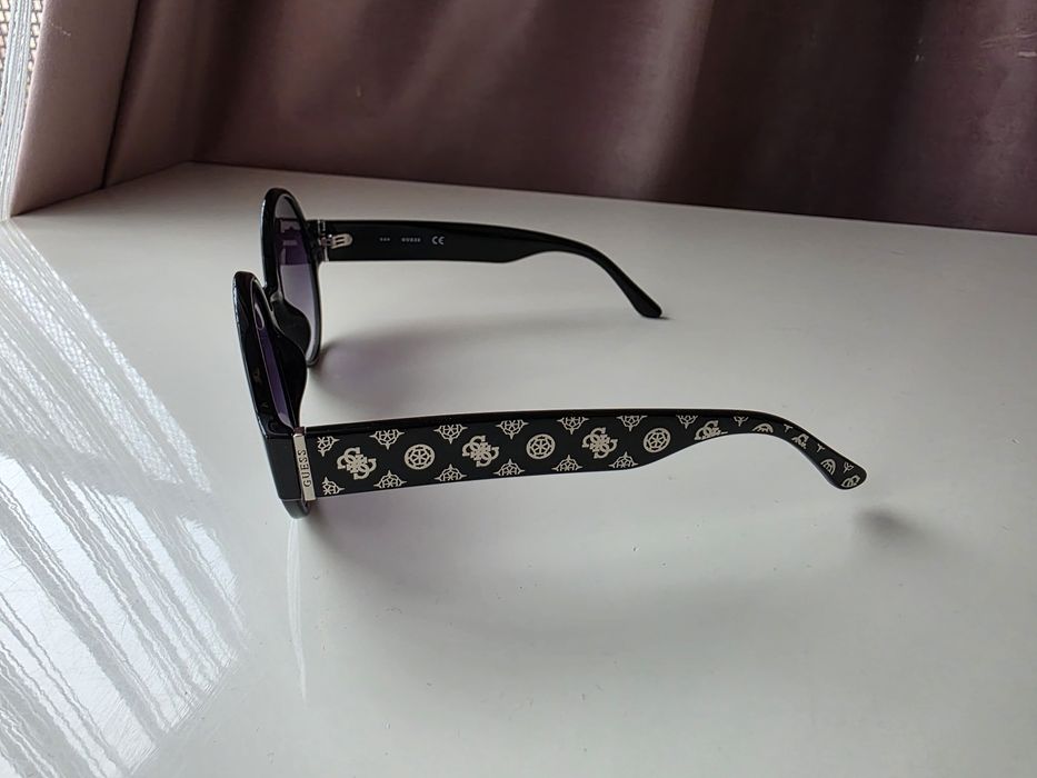 Ochelari de Soare Originali GUESS GU7722 - Model negru