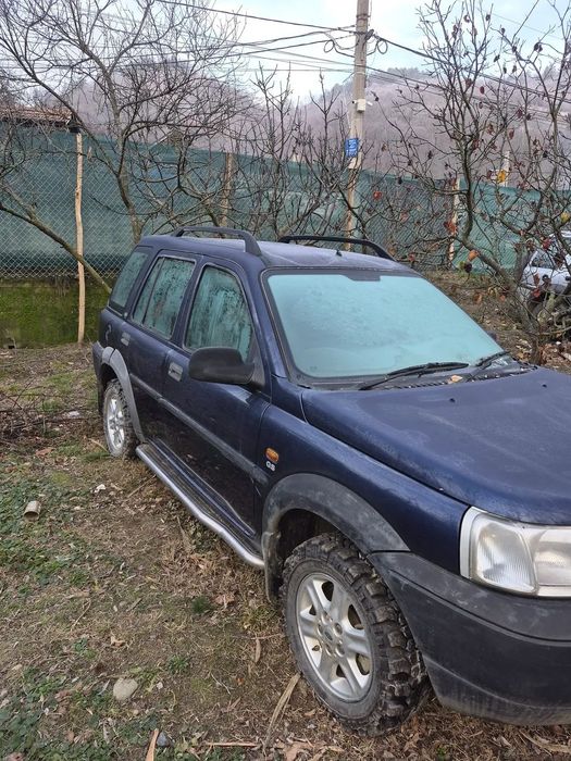 Vând 2 land rover