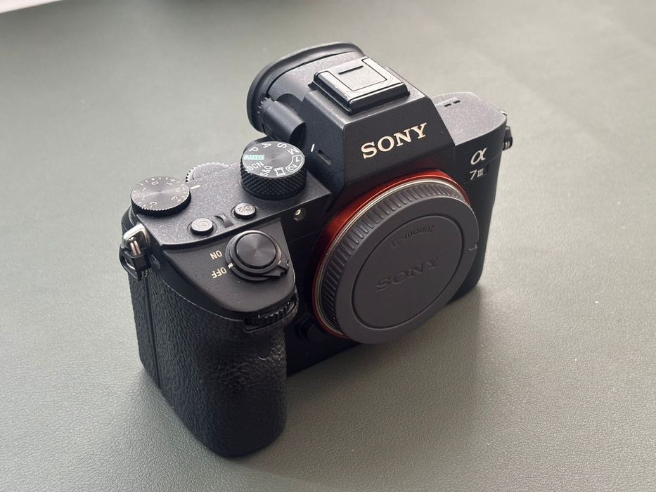 фотоапарат Sony A7 III