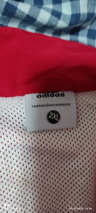 Продам спортивный костюм Адидас