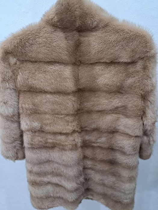 Продам шубу (норка)