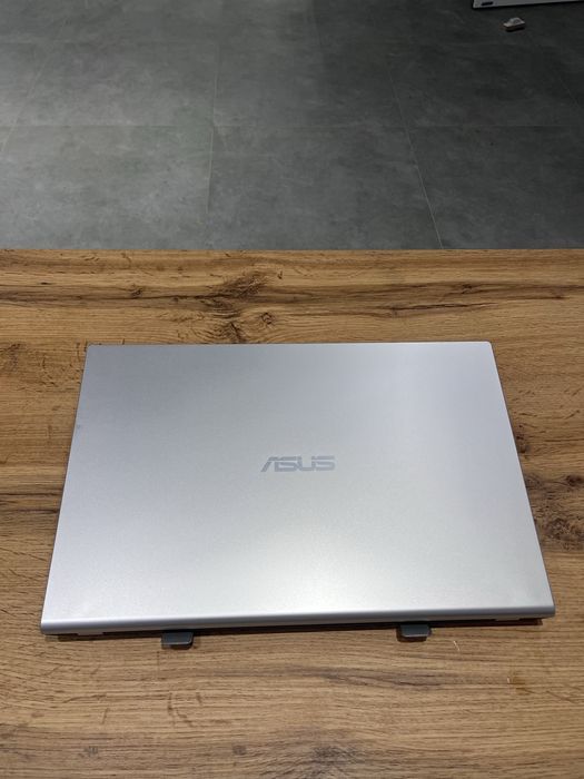 Ноутбук Asus X515