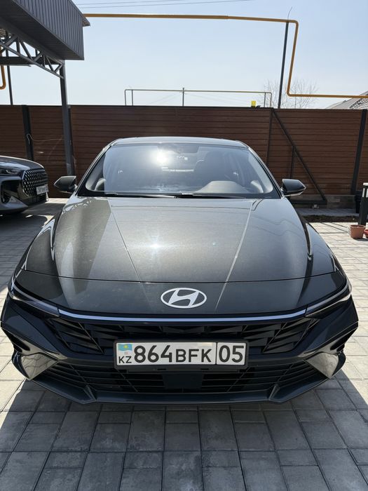 Hyundai Elantra 2024 Luxe