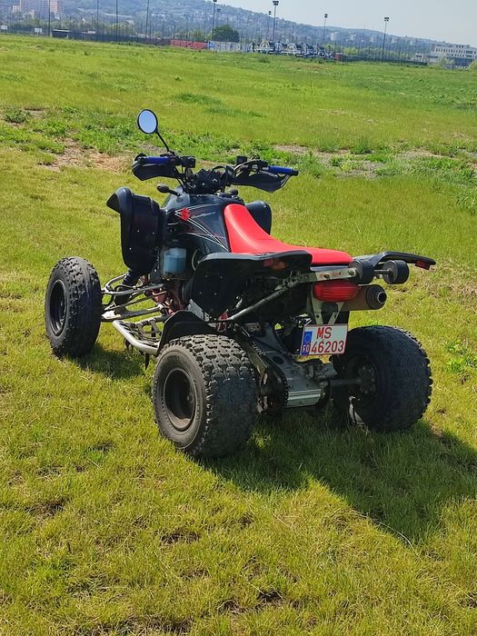 Se vinde ATV  Suzuki ltz400