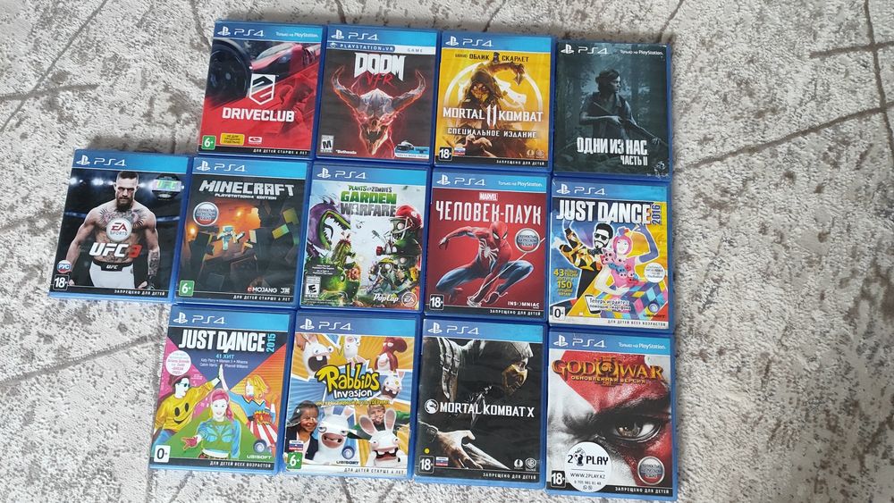 PlayStation 4 FAT (1 Тб) + 2 Джостика + 12 дисков + PS Camera