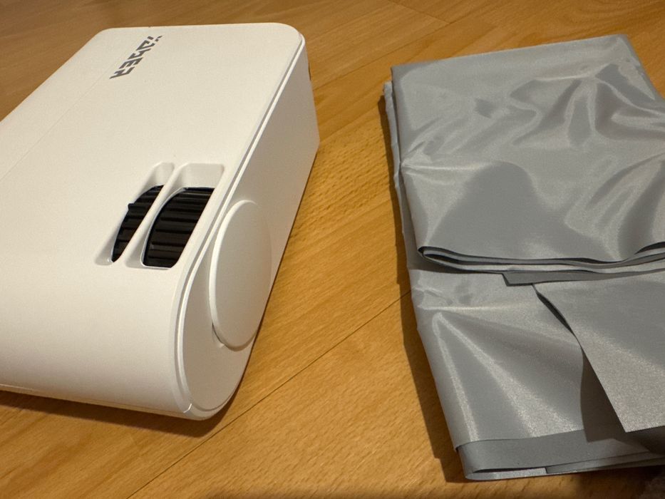 Mini Videoproiector WiFi YABER V2 +Ecran de proiector