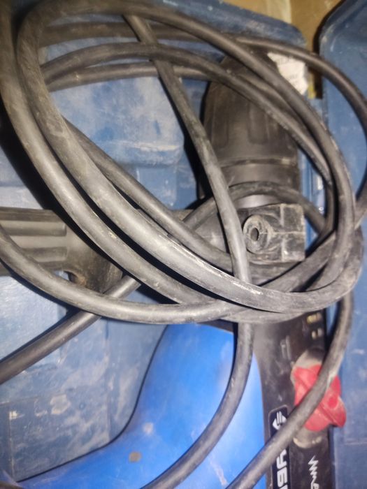 Перфоратор Зубр. SDS MAX